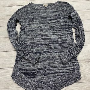 Ann Taylor Loft Crewneck Sweater Women's Size Medium Black & White.
